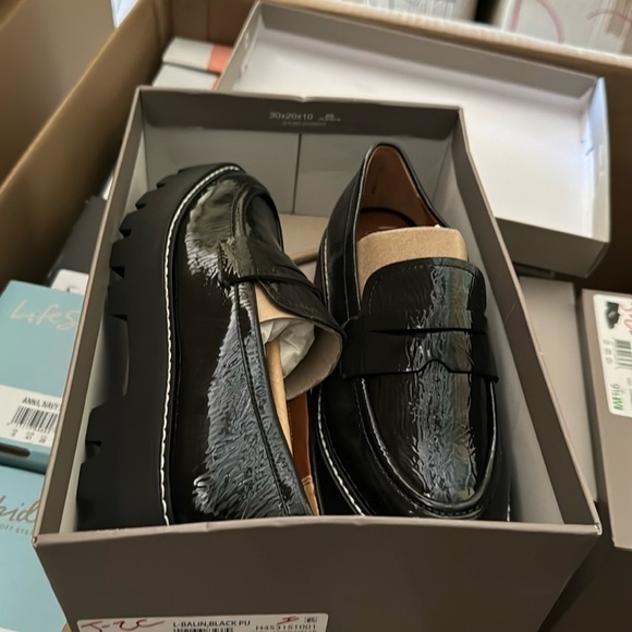 FRANCO SARTO Balin Lug Sole Loafers - Picture 2 of 7